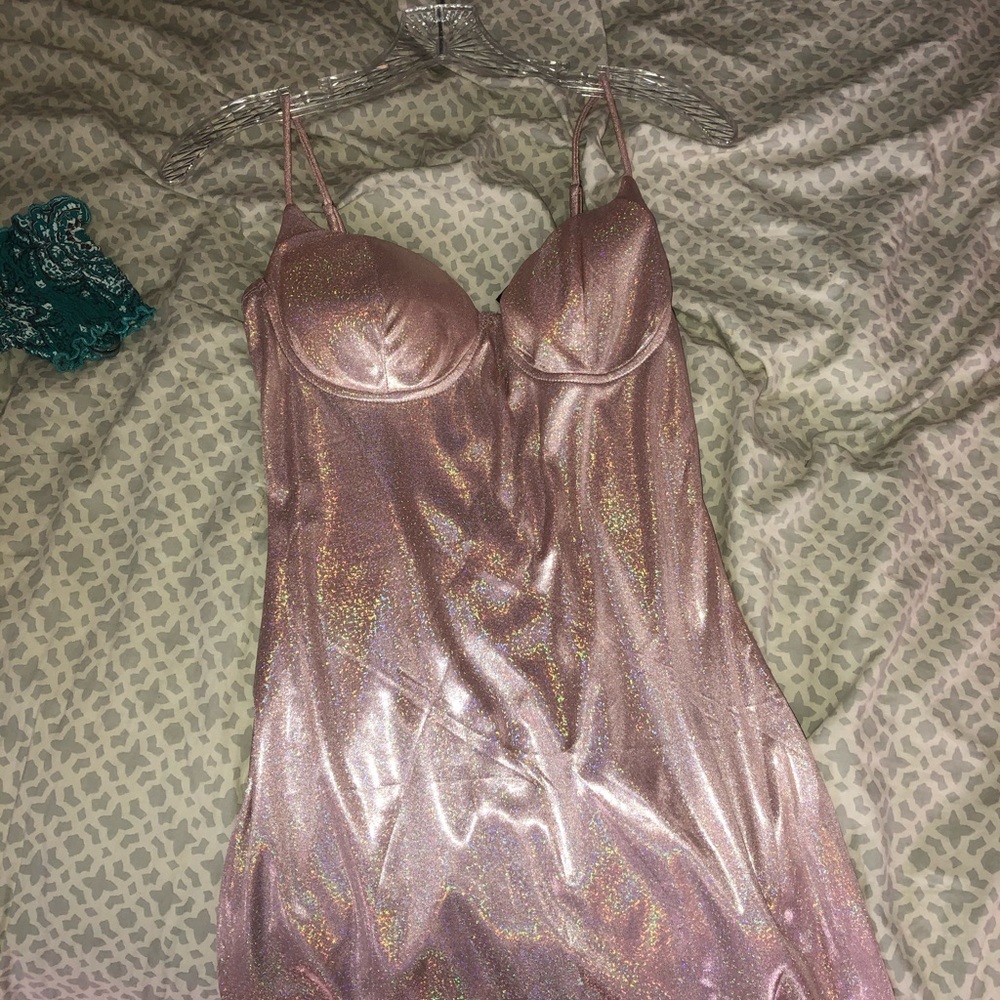 Dress - Picture 2 of 2